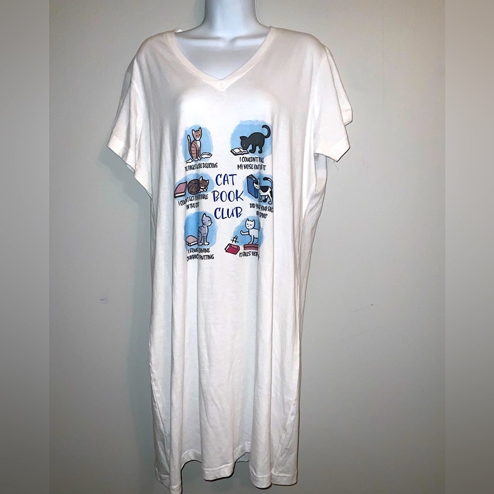Cotton V-Neck “Cat Book Club” Nightshirt Sz M/L - Perfect For Cat & Book Lovers